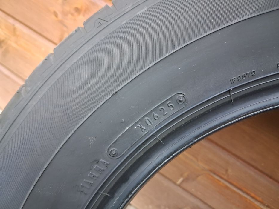 Falken Ziex ZE010B 205 65 R16 95H