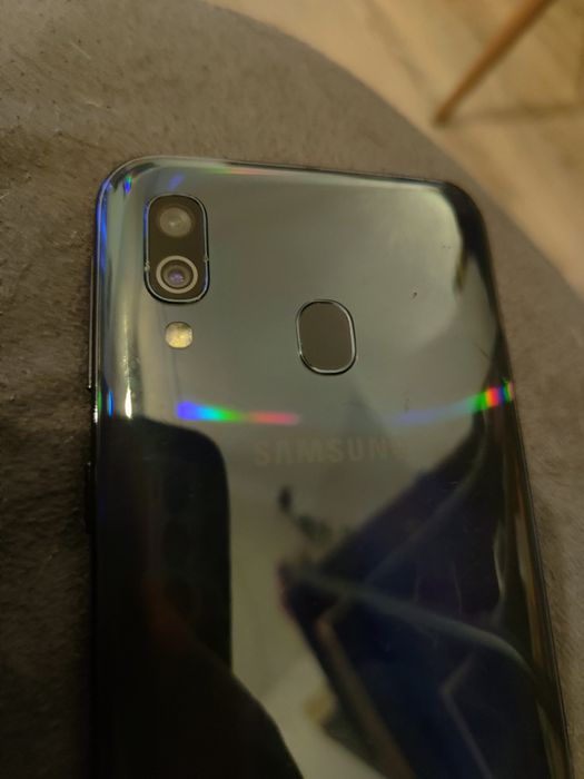 Smartfon Samsung Galaxy A40 4/64 4 GB RAM telefon komórkowy