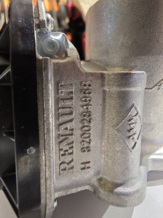 Nowa oryginalna przepustnica Renault 1.2 16v D4F Clio dacia thalia