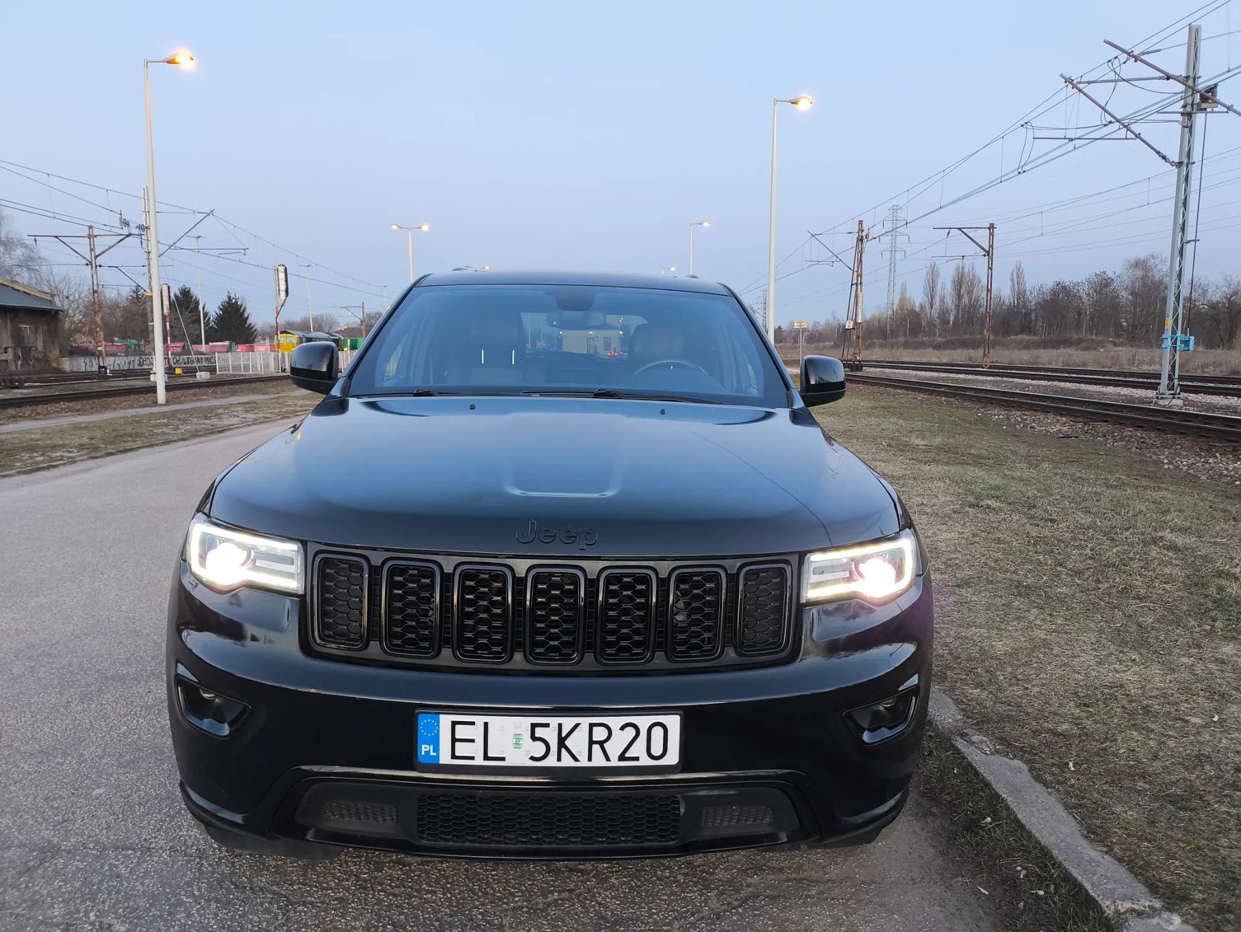 Jeep Grand Cherokee Grand Cherokee Altitude Black Edition 3,6 napęd 4x4
