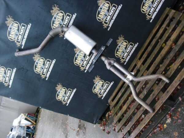 Range Rover Velar Escape duas saidas panelas usadas