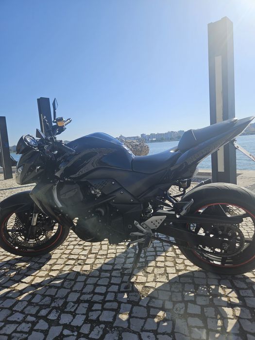 Vendo Kawasaki Z750