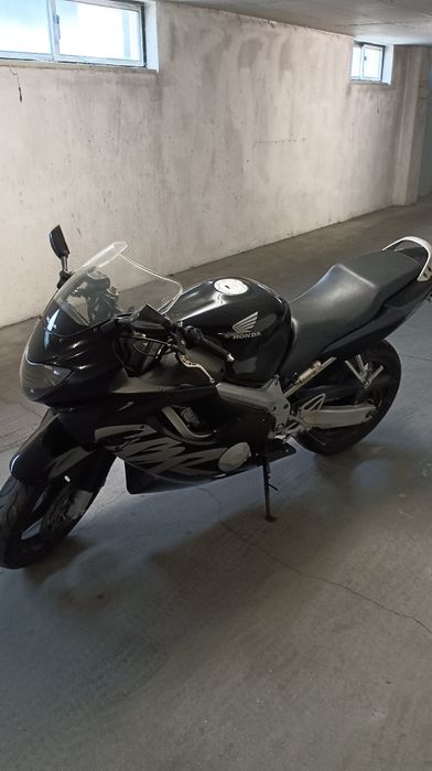 Honda CBR 600 F4