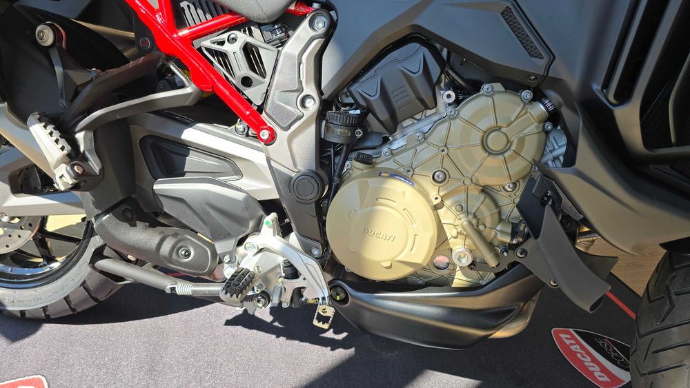 Ducati Multistrada V4 S TRAVEL&RADAR 2025
