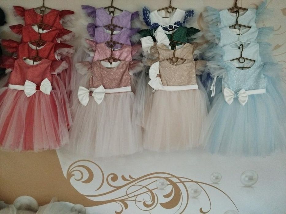 Дитяча святкова новорічна сукня на 2,5-5років,сніжинка,мальвіна,лялька