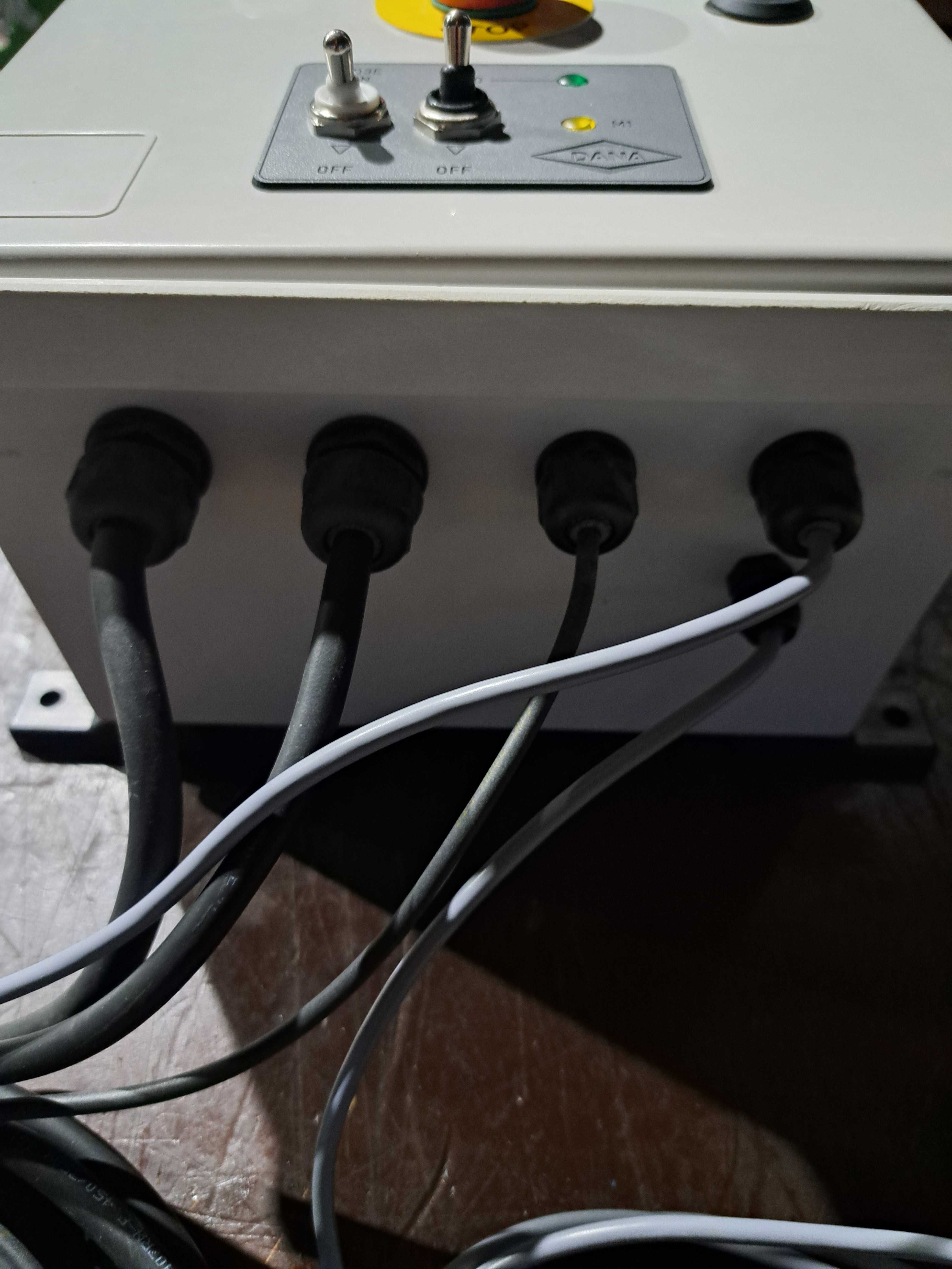 Sterowanie silnikiem pompy  i elektro zaworami lub części z skrzynki