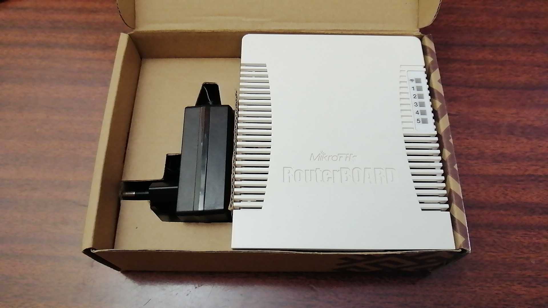 MikroTik RB951G-2HnD