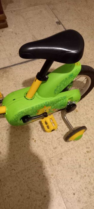 Bicicleta de aprendizagem para criança