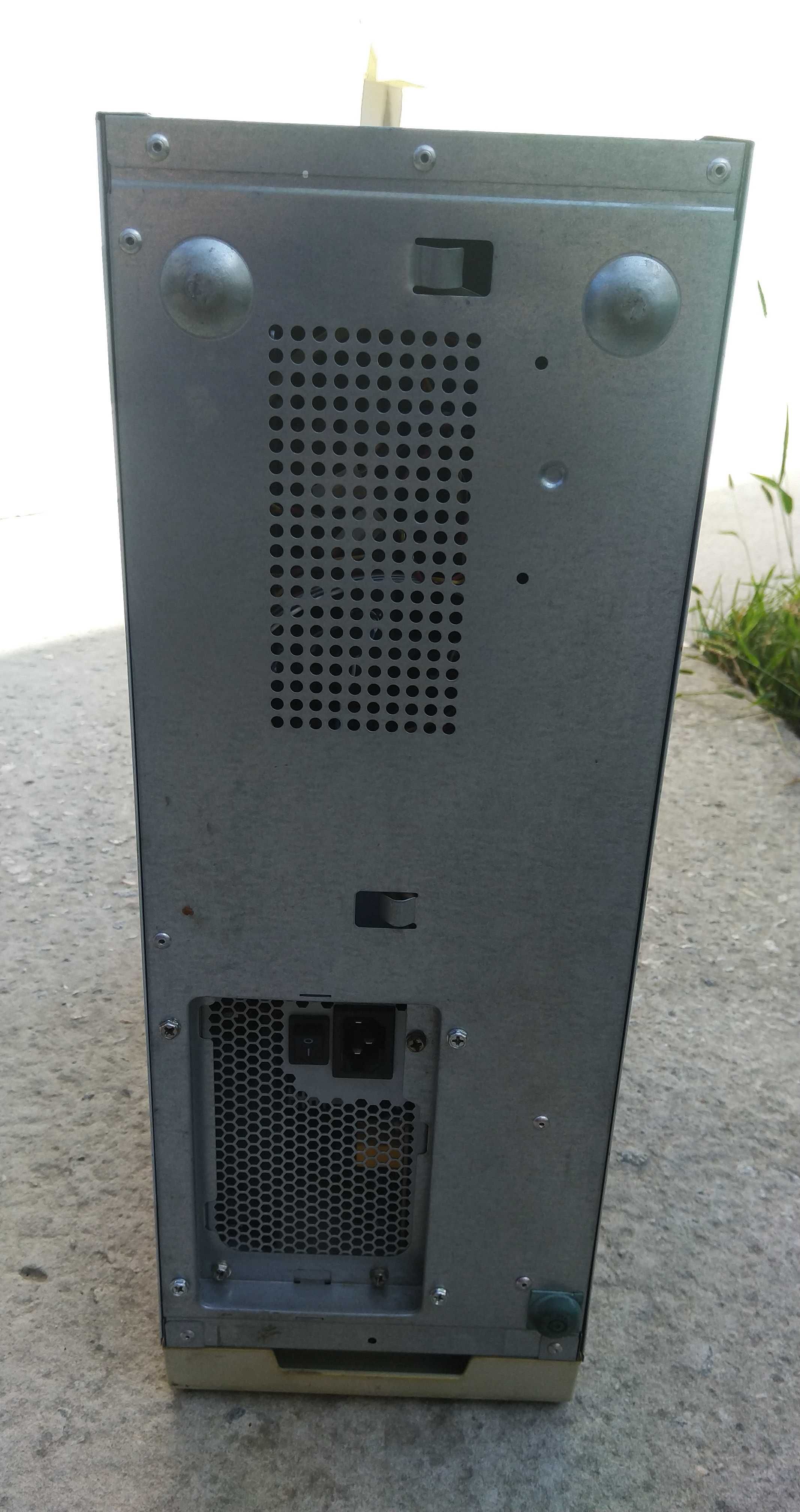 ПК на Ryzen 7 3700x + AMD Wraith prism.
