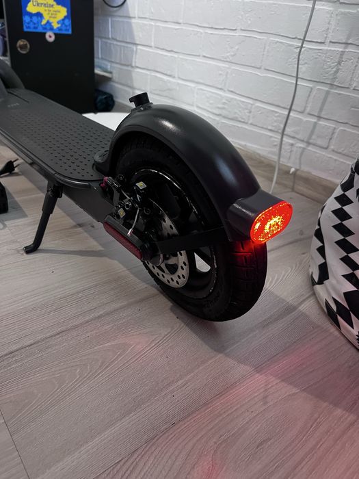Електросамокат Xiaomi Mi Electric Scooter Pro 2 Black.