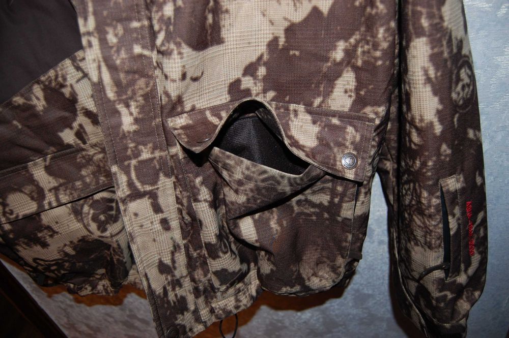 Крутая мужская куртка лыжная iguana nano, мембр 10000 мм, на 52-54 р-р