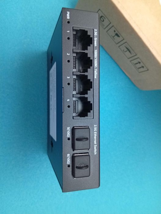 Switch (комутатор) HORACO 4x2,5gbe rj45 2x10G SFP+