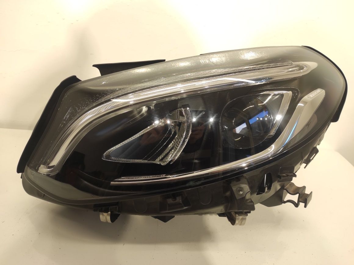 Lampa Mercedes A 246 , B- klasa