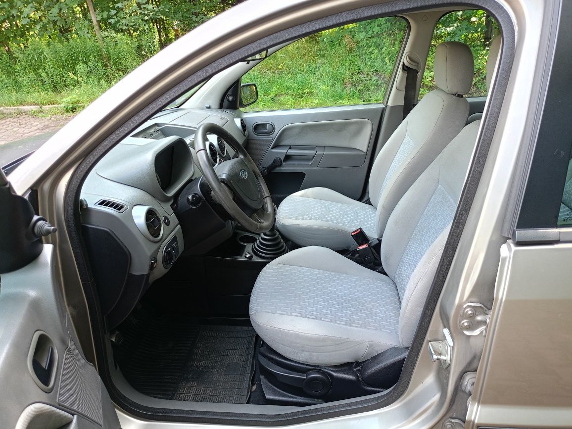 Ford Fusion LPG 1.4 klimatyzacja