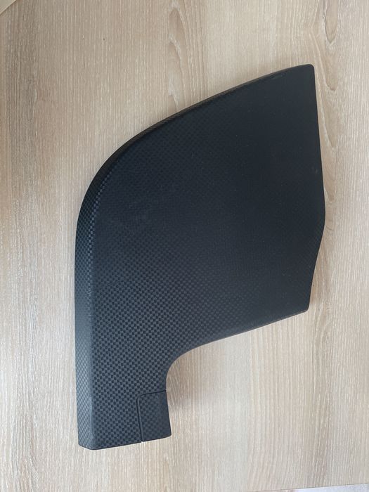 Заглушка внутрішньої водійської консолі Seat Altea