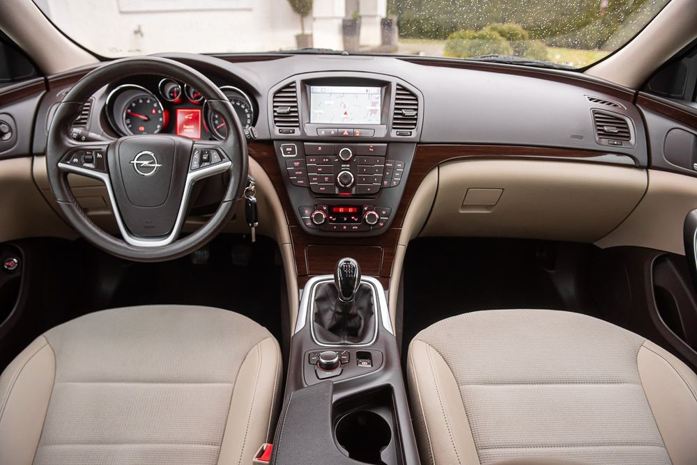 ~Opel~Insignia~Cosmo~1.4 Turbo~BI-Xenon~Ledy~Pół Skóry~Navi~Parktronik