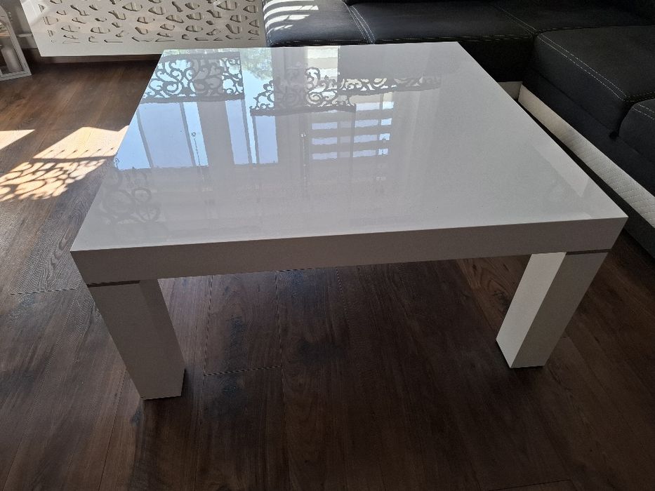 Stolik kawowy Biały