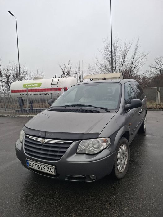 Продам авто мінівен.