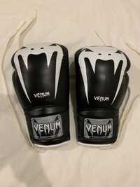 Боксерські рукавиці Venum Giant 3.0 Pro boxing gloves