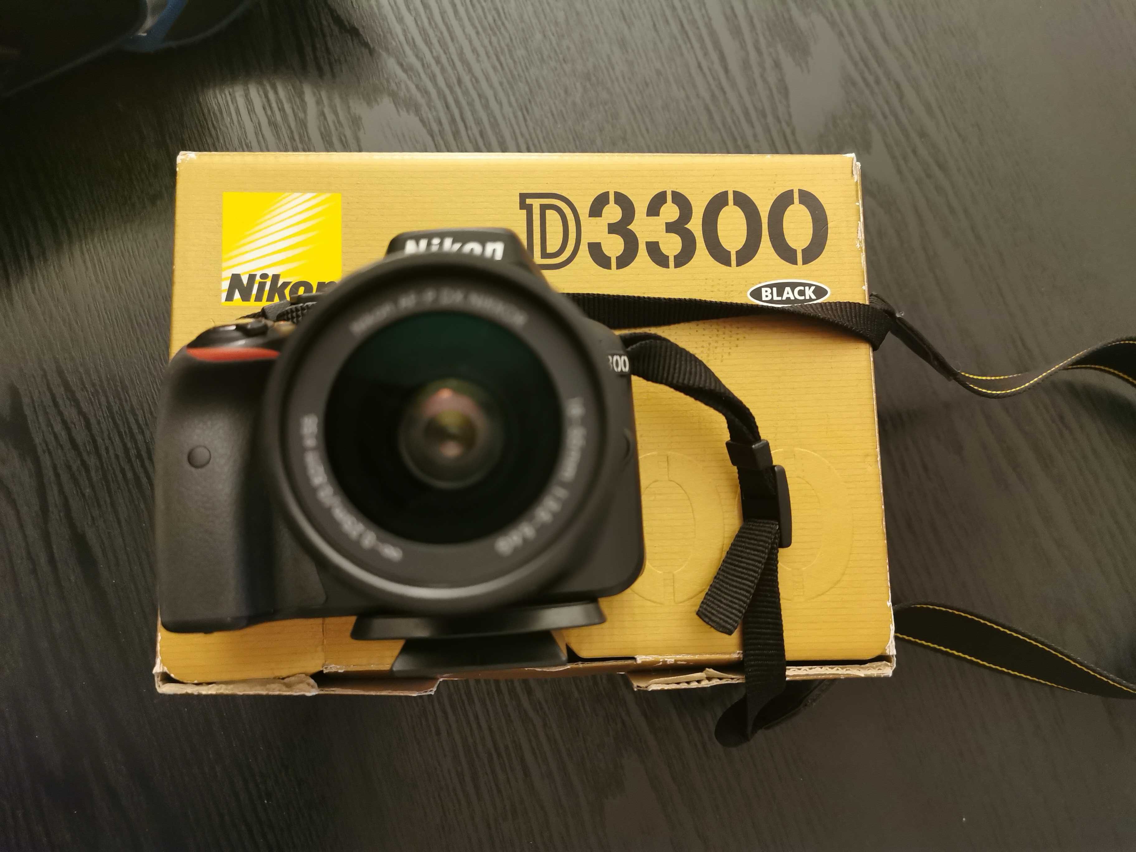 Maquina fotografica Nikon D 3300 como Nova