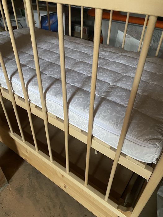 Кроватка детская, ручной работы+матрас