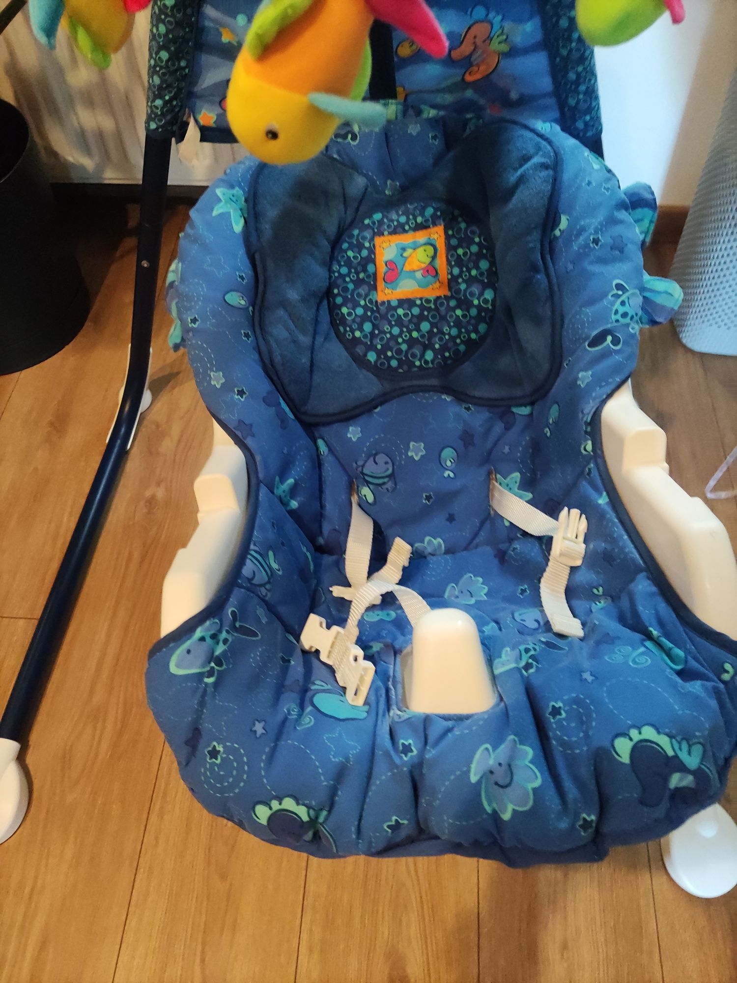 Huśtawka kołyska fisher-price aquRium