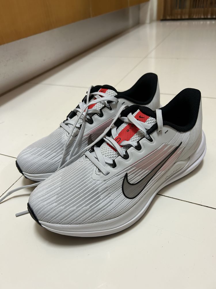 Ténis Nike Air Winflo 9 novos