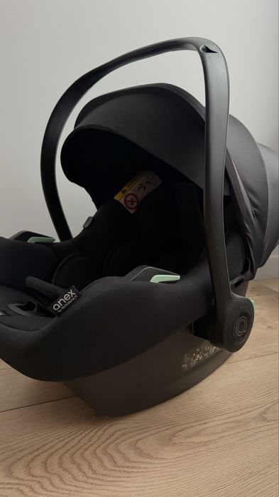 Продаю автокрелсо  Cosmo Anex by Avionaut Black