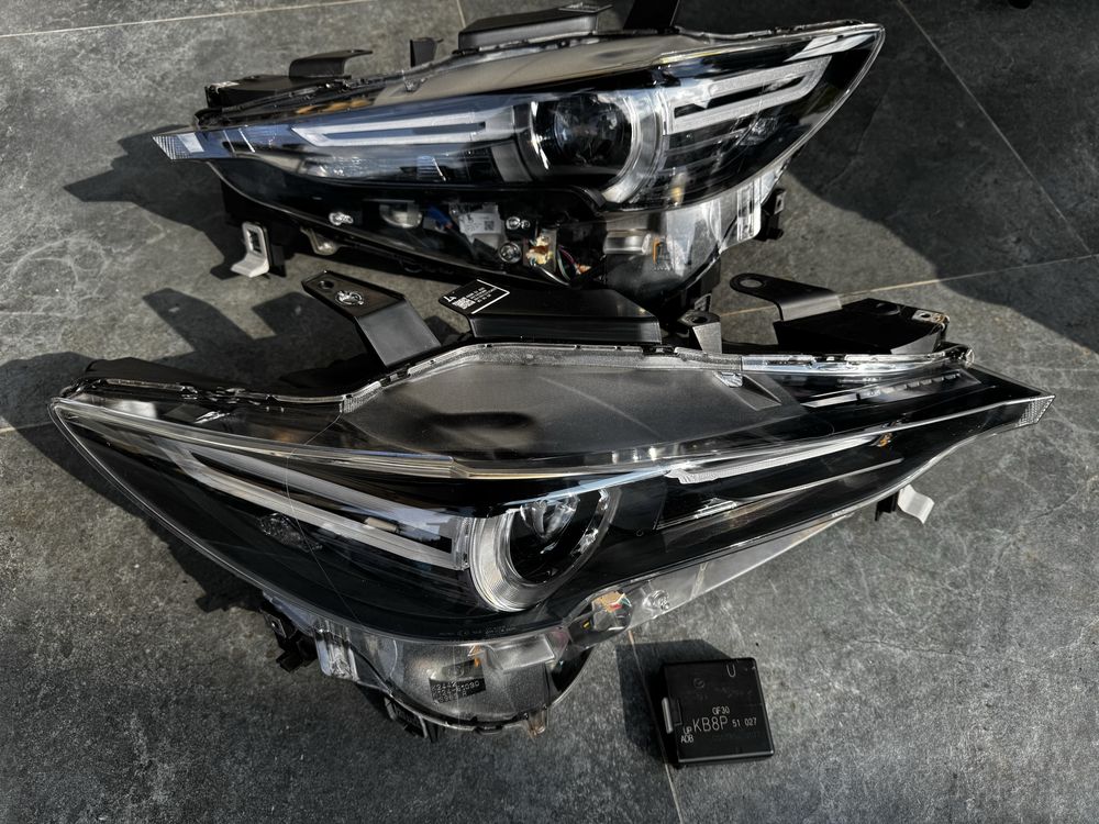 Фари Mazda cx5 17-21 adb матричні сша/євро