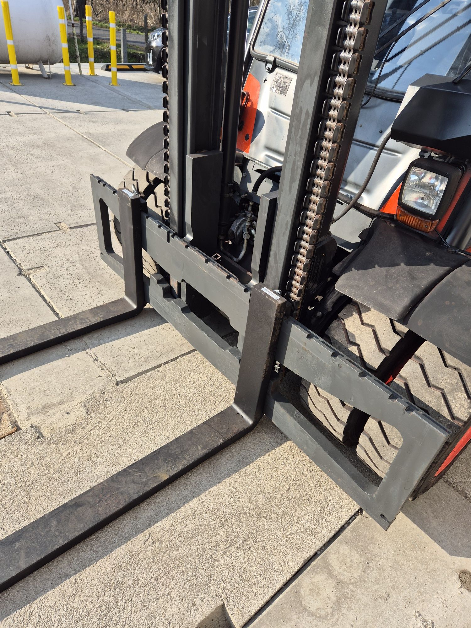 Rezerwacja Wózek widłowy Gazowy Linde H40T-01 pełna kabina Udźwig 4ton
