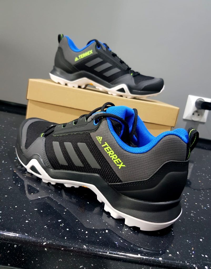 Adidas buty trekkingowe Terrex AX3 r. 45 1/3 | EF3314