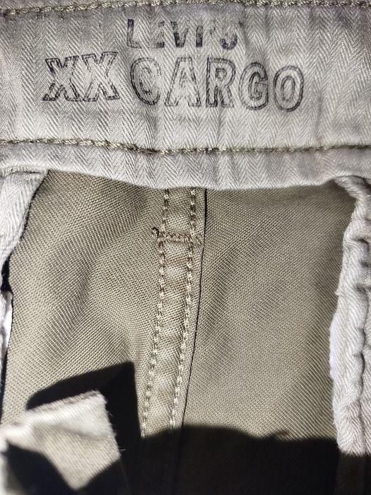 Calças Levi's verde tropa W 29 L32