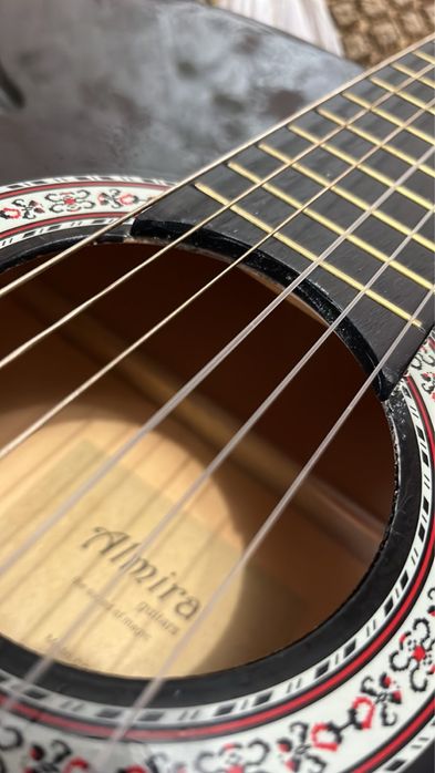 Класична гітара 4/4 + подаруночки