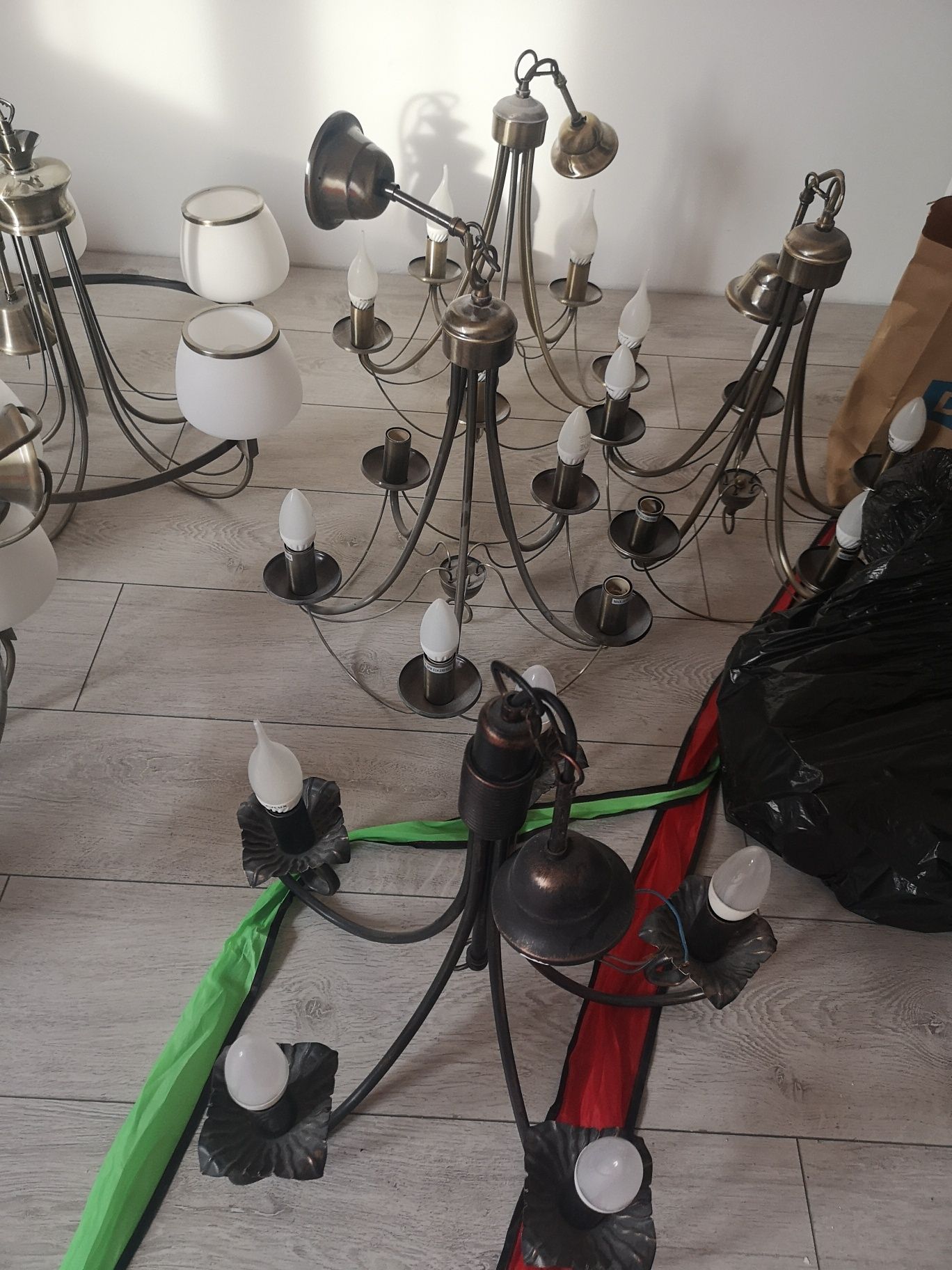 Lampy wiszące...