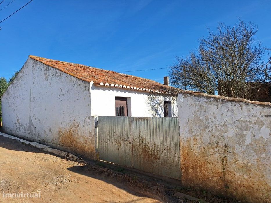 Quinta situada em Olhas - Ferreira do Alentejo
