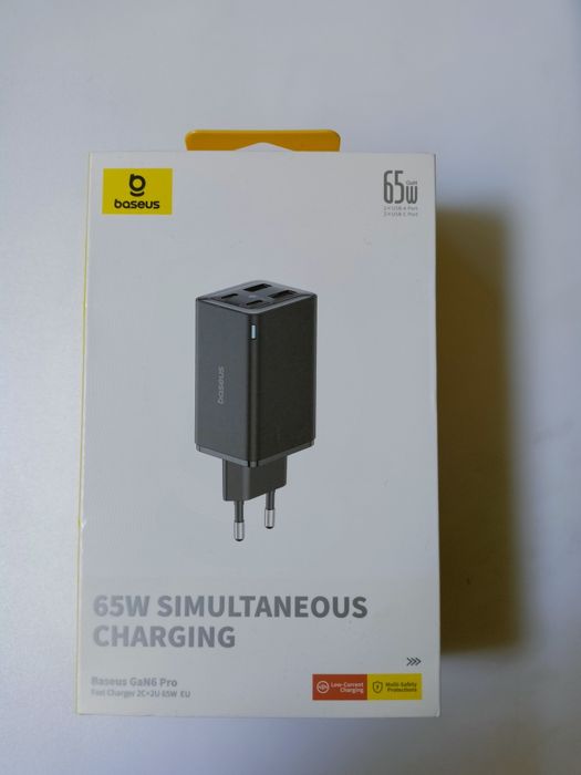 Зарядний пристрій Baseus GaN6 Pro 65W, чорний – новий