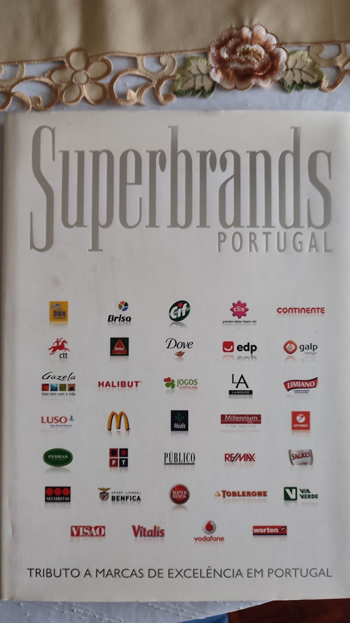 Livro Superbrands marcas de excelência