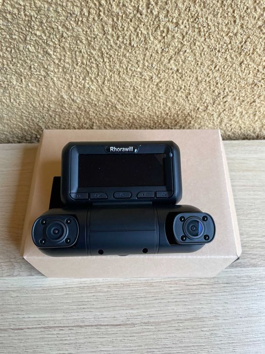 Kamera samochodowa  z 3 obiektywami 1080P G-sensor rejestrator