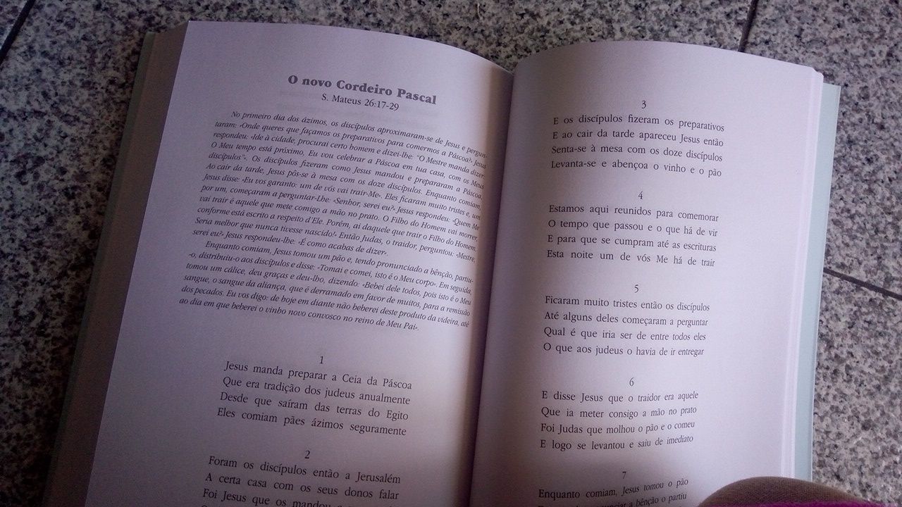 Livro + portes incluídos