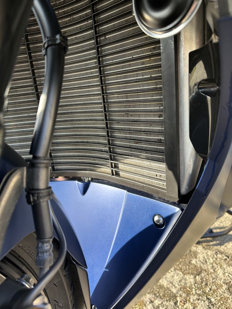 Yamaha FJR 1300 stan salonowy