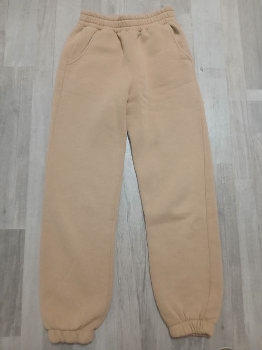 Теплий спортивний костюм на флісі.