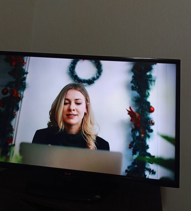 Телевізор LG, 42 дюйми