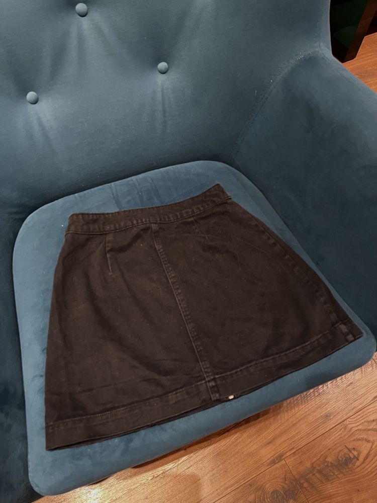 H&M XS spodnica mini na zamku czarna krótka wysoki stan jeansowa