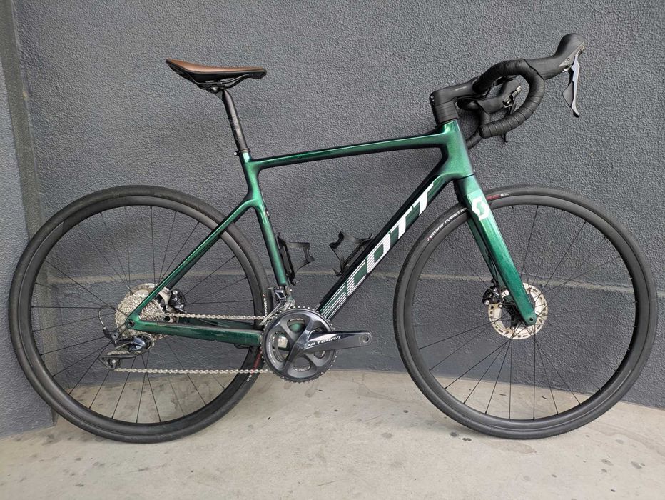Vendo Bicicleta Scott Addict 20 (tamanhos XS, S, M, L, XL e XXL) usada
