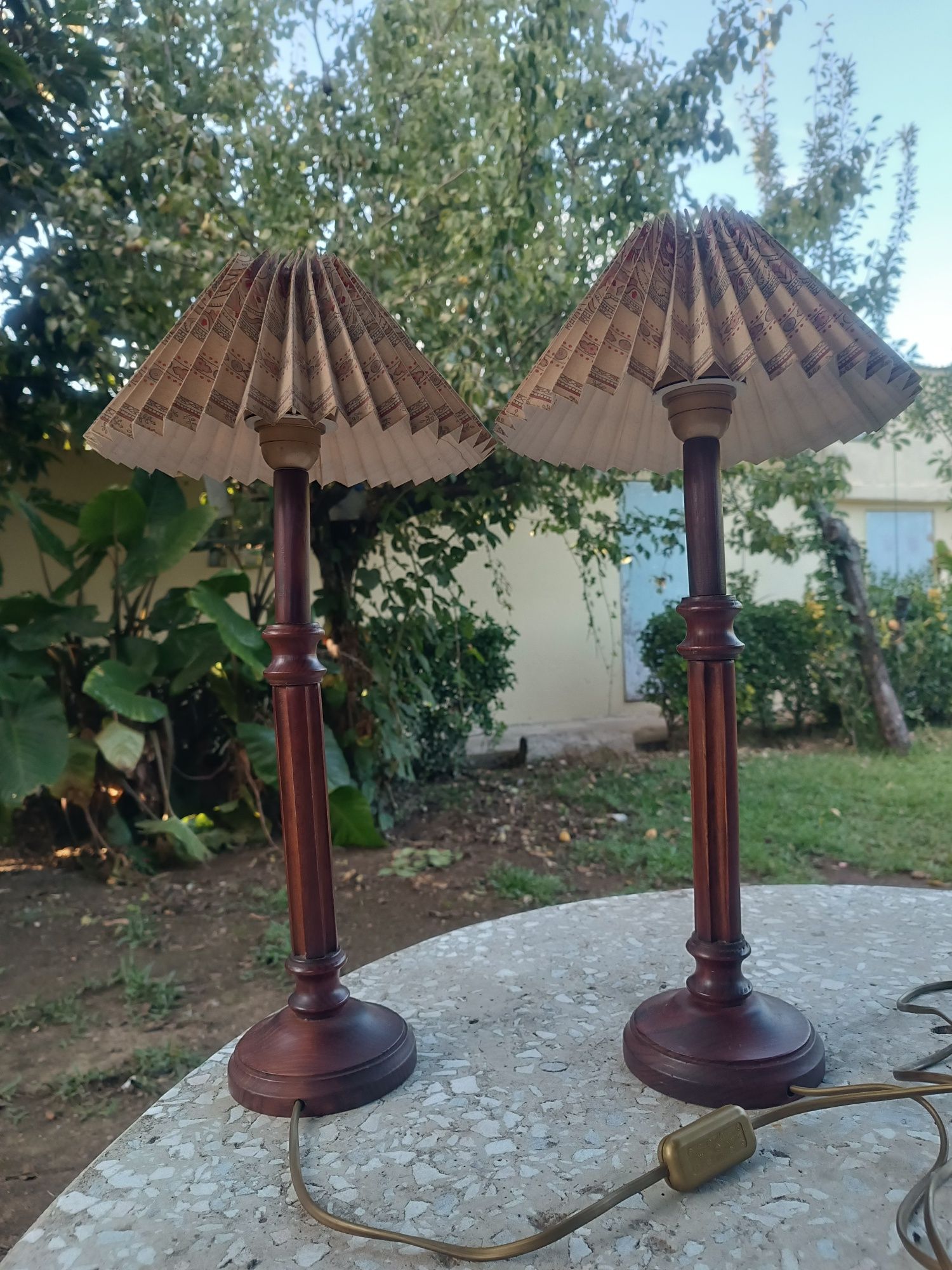 2 candeeiros de mesinha, vintage