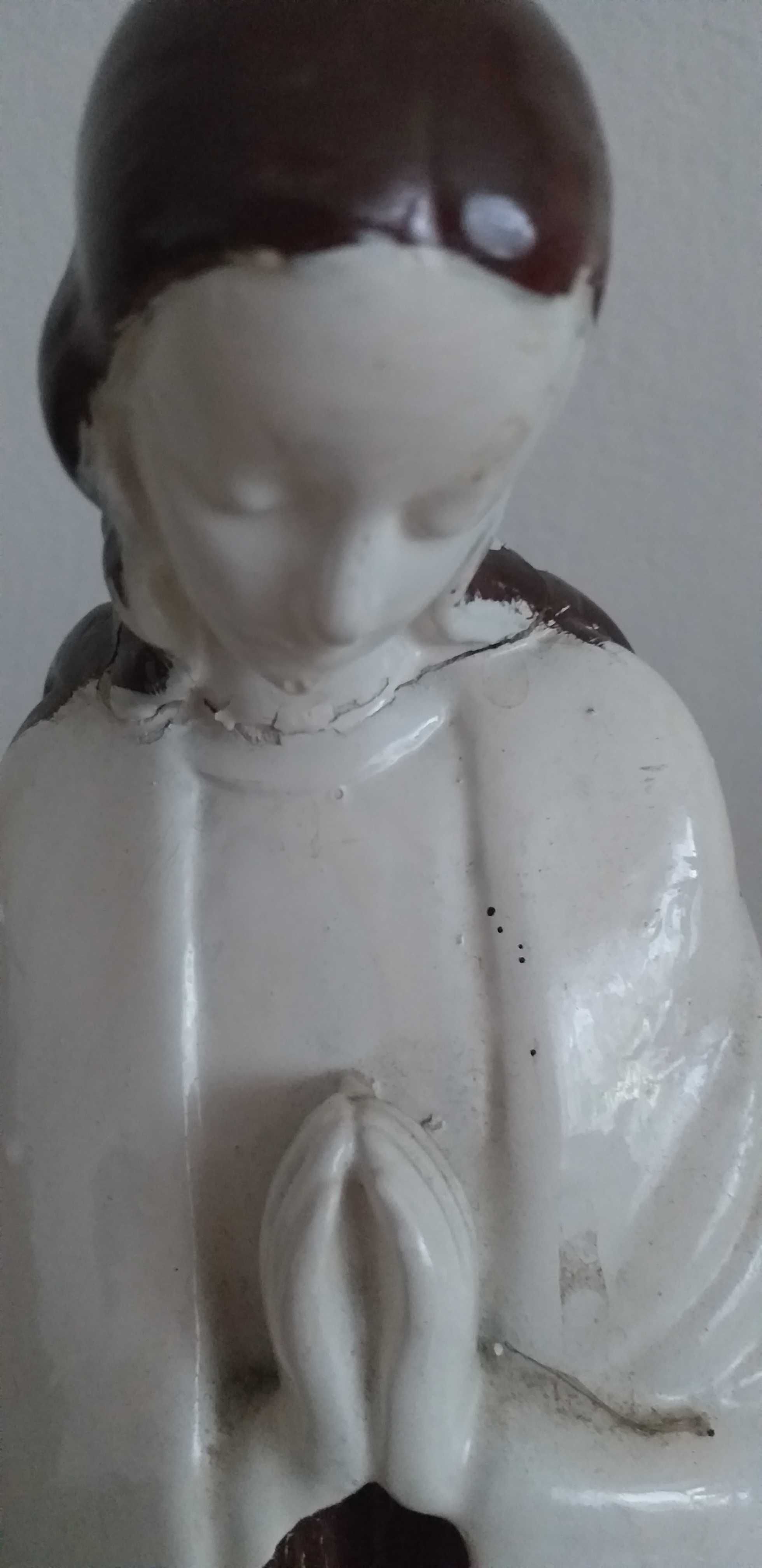 Piękna figurka Madonny
