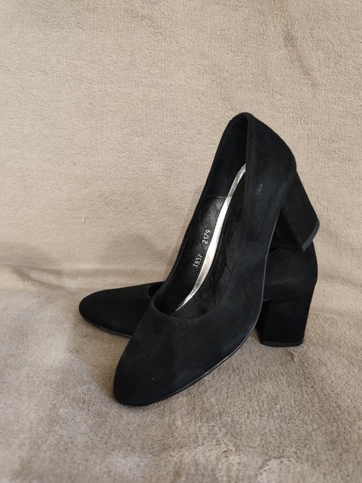 Туфлі замш розмір 27
Були взути 4