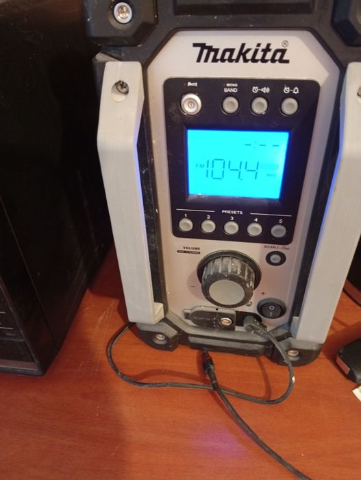 Sprzedam radio budowlane Makita w bdb stanie