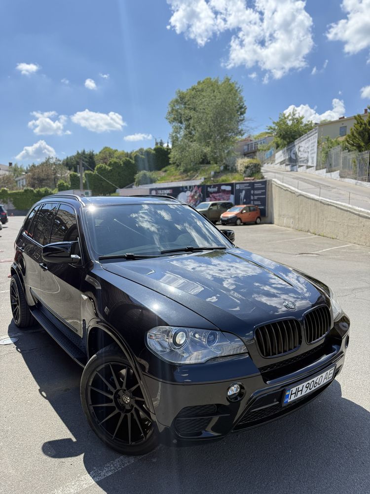 Продам BMW X-5 2012 рік