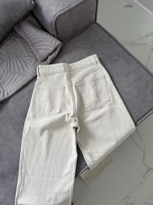 Джинси молочні  zara 34